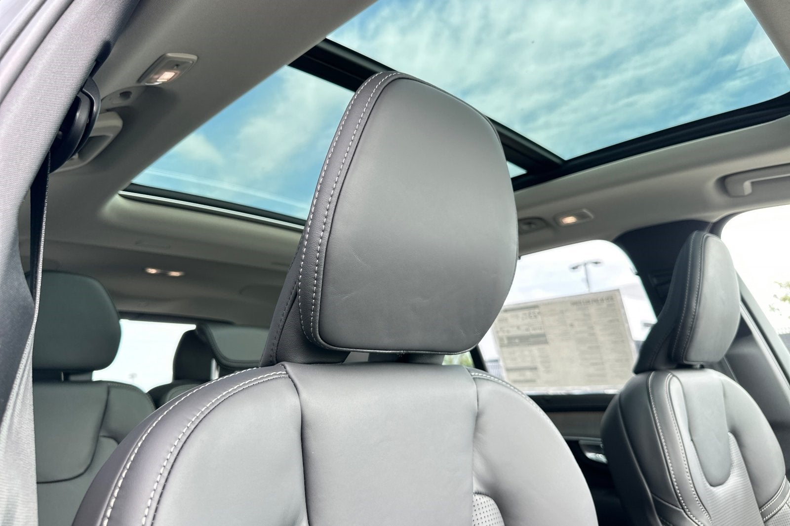 2026 Volvo XC90 B6 Ultra