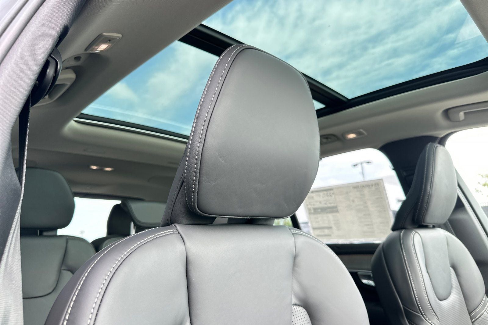 2026 Volvo XC90 B6 Ultra