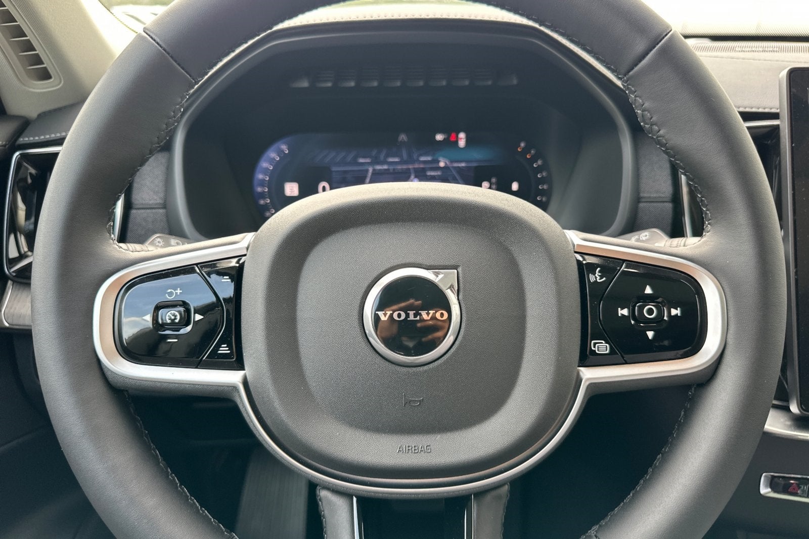 2026 Volvo XC90 B6 Ultra