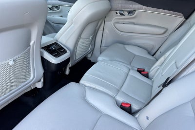 2023 Volvo XC90 B6 Plus 7-Seater