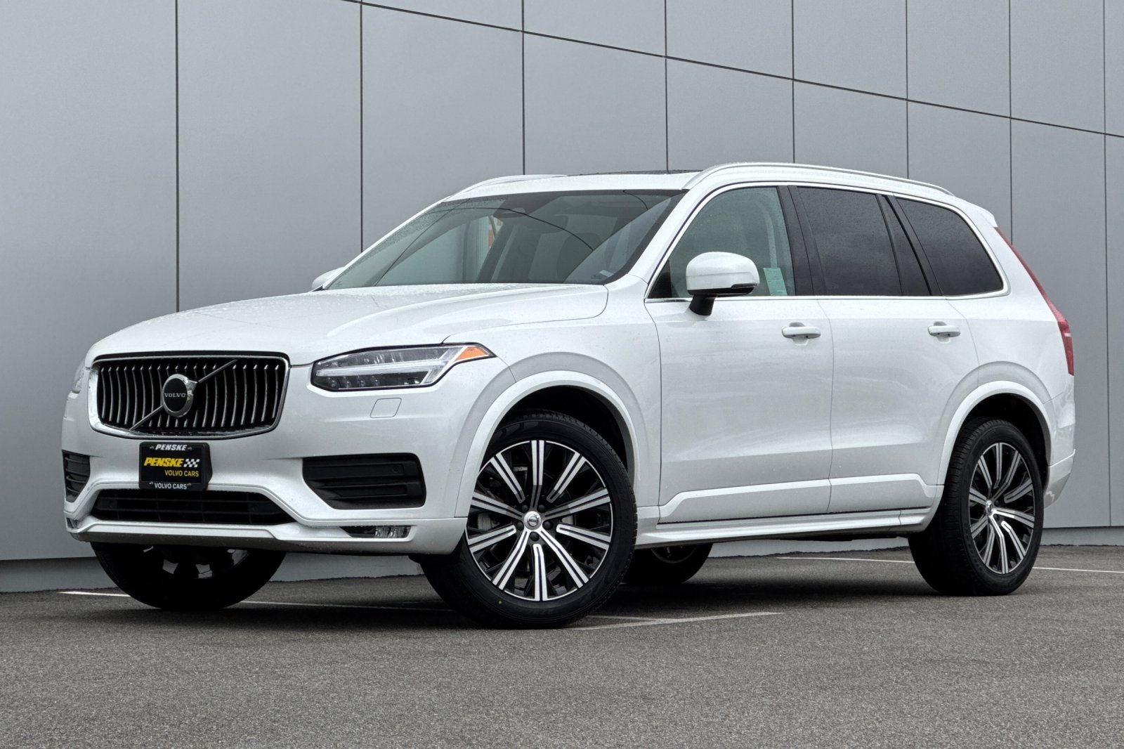 2023 Volvo XC90 B6 Core
