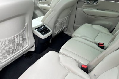 2023 Volvo XC90 B6 Core