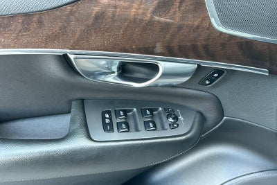 2019 Volvo XC90 T5 Momentum