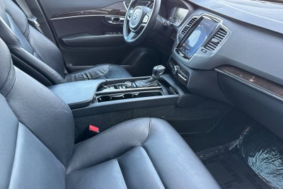 2019 Volvo XC90 T5 Momentum