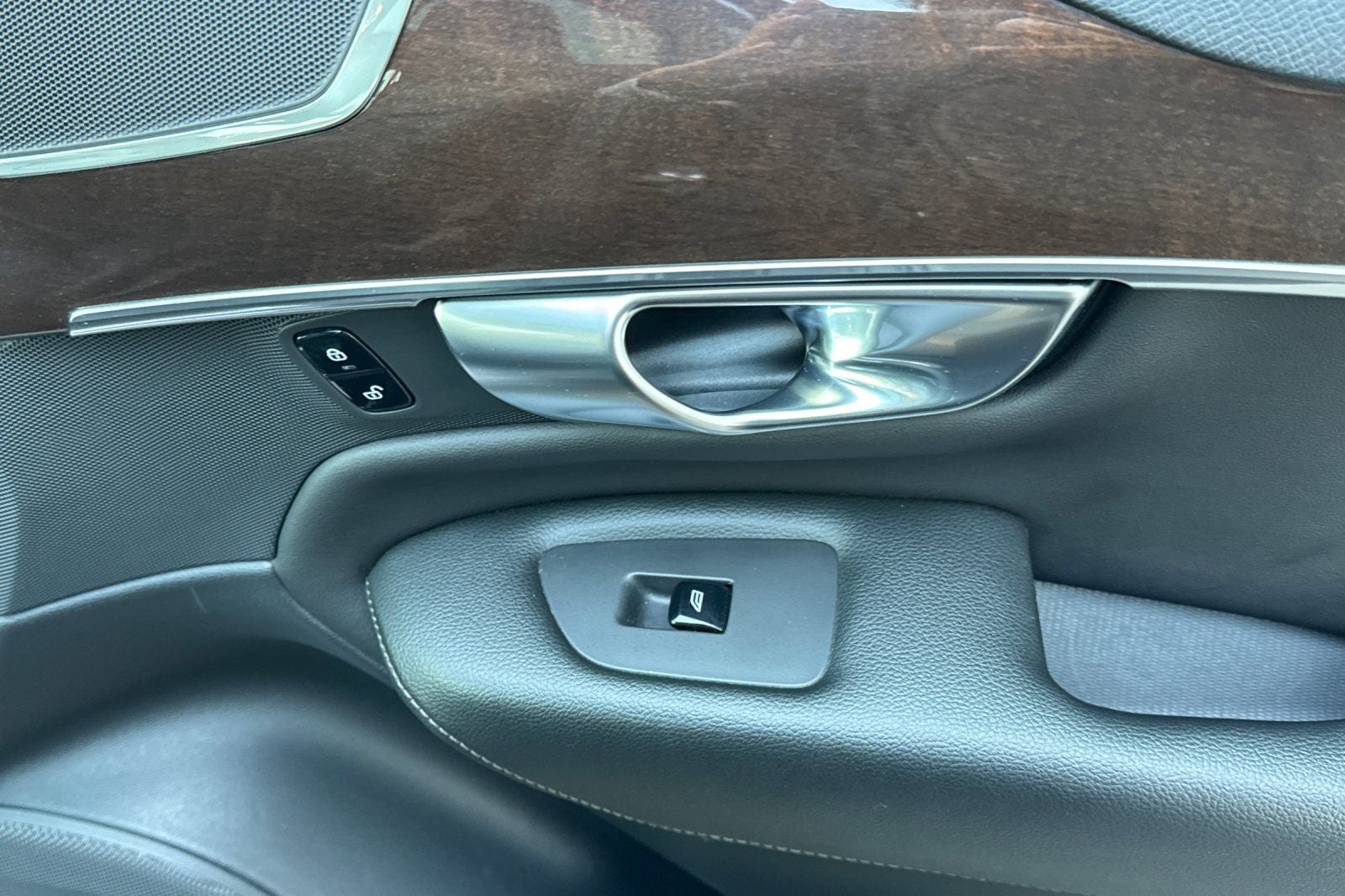 2019 Volvo XC90 T5 Momentum