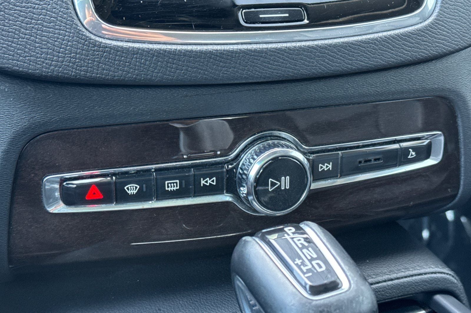 2019 Volvo XC90 T5 Momentum