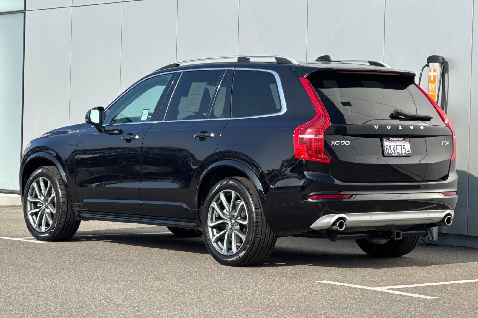 2019 Volvo XC90 T5 Momentum