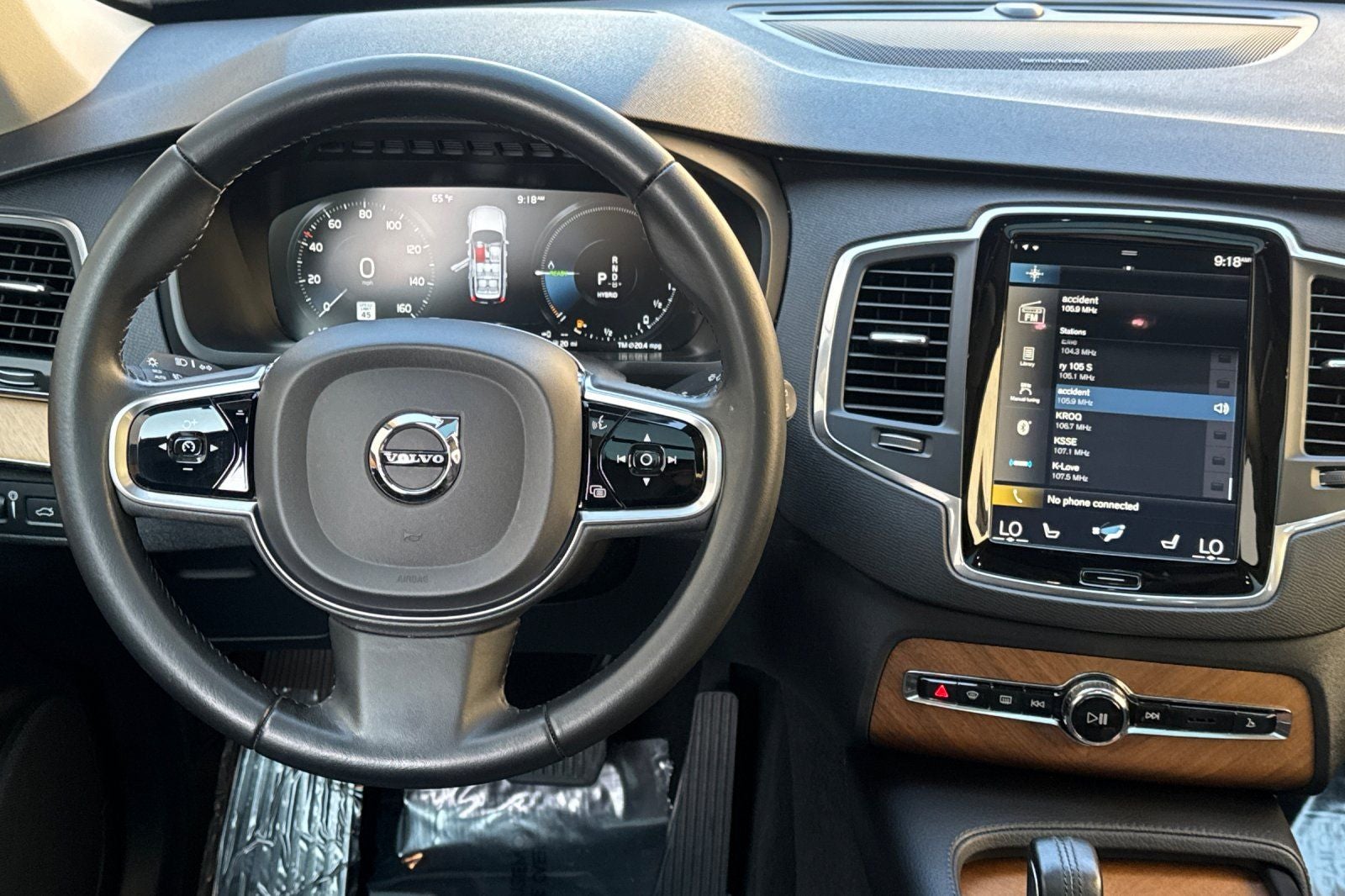 2021 Volvo XC90 Recharge Plug-In Hybrid T8 Inscription Expression 7 Passenger