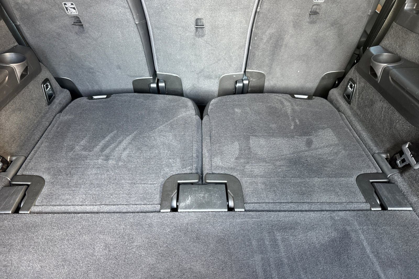 2021 Volvo XC90 Recharge Plug-In Hybrid T8 Inscription Expression 7 Passenger