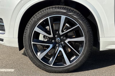 2021 Volvo XC90 Recharge Plug-In Hybrid T8 Inscription Expression 7 Passenger