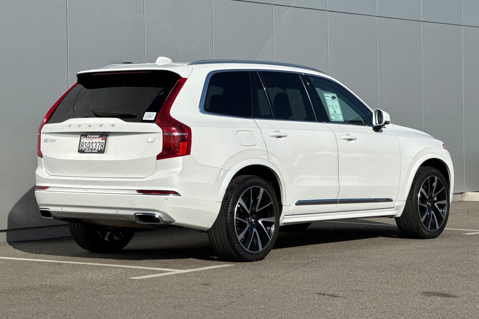 2021 Volvo XC90 Recharge Plug-In Hybrid T8 Inscription Expression 7 Passenger