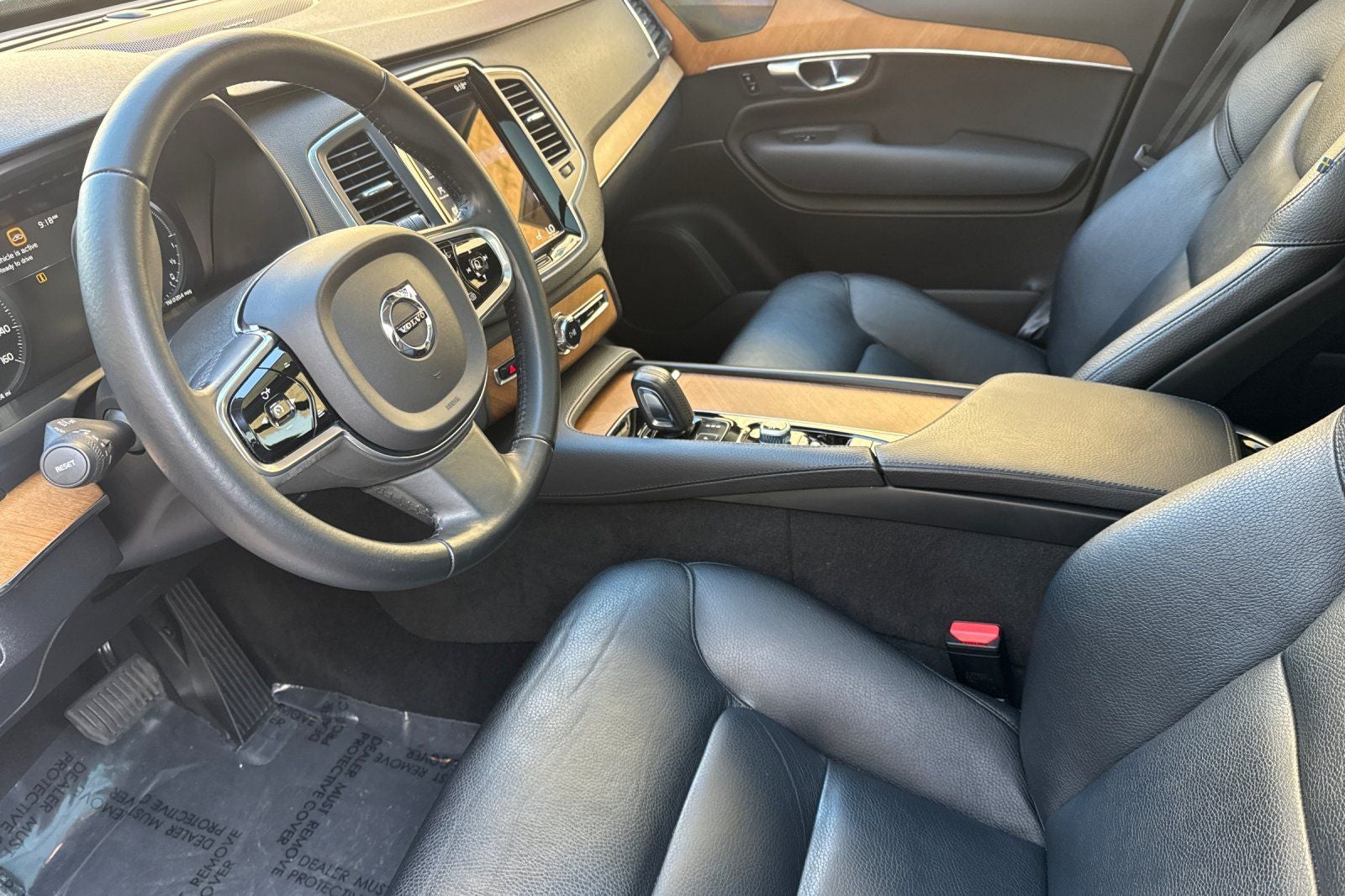 2021 Volvo XC90 Recharge Plug-In Hybrid T8 Inscription Expression 7 Passenger