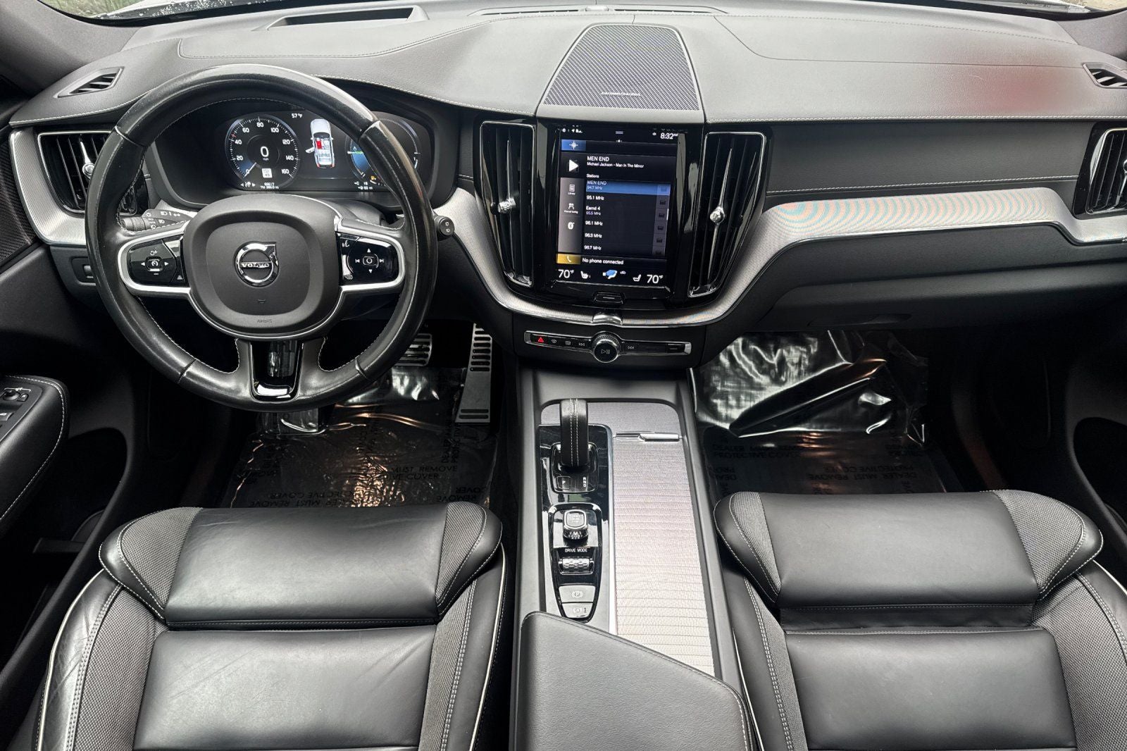 2021 Volvo XC60 Recharge Plug-In Hybrid T8 R-Design