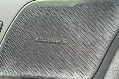 2021 Volvo XC60 Recharge Plug-In Hybrid T8 R-Design