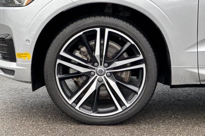 2021 Volvo XC60 Recharge Plug-In Hybrid T8 R-Design