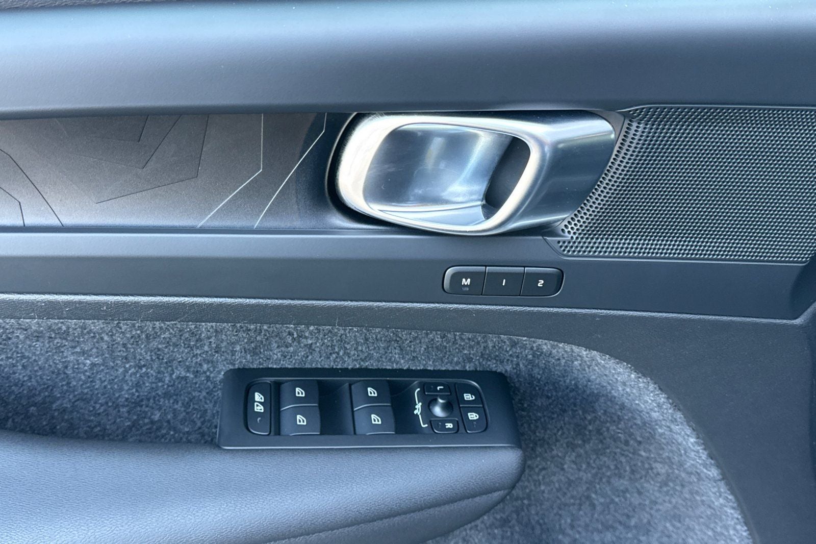 2023 Volvo C40 Recharge Pure Electric Twin Plus