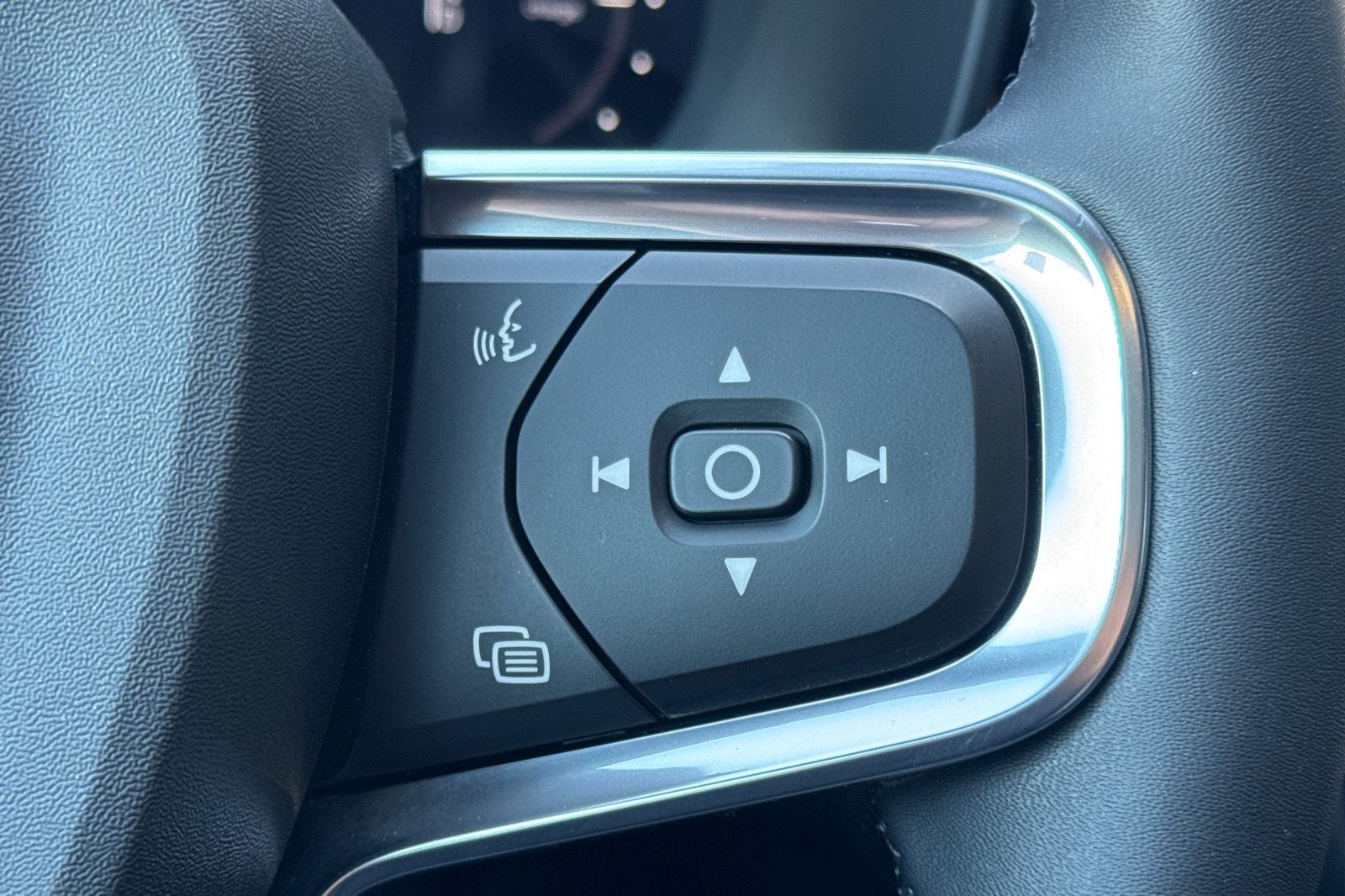 2023 Volvo C40 Recharge Pure Electric Twin Plus