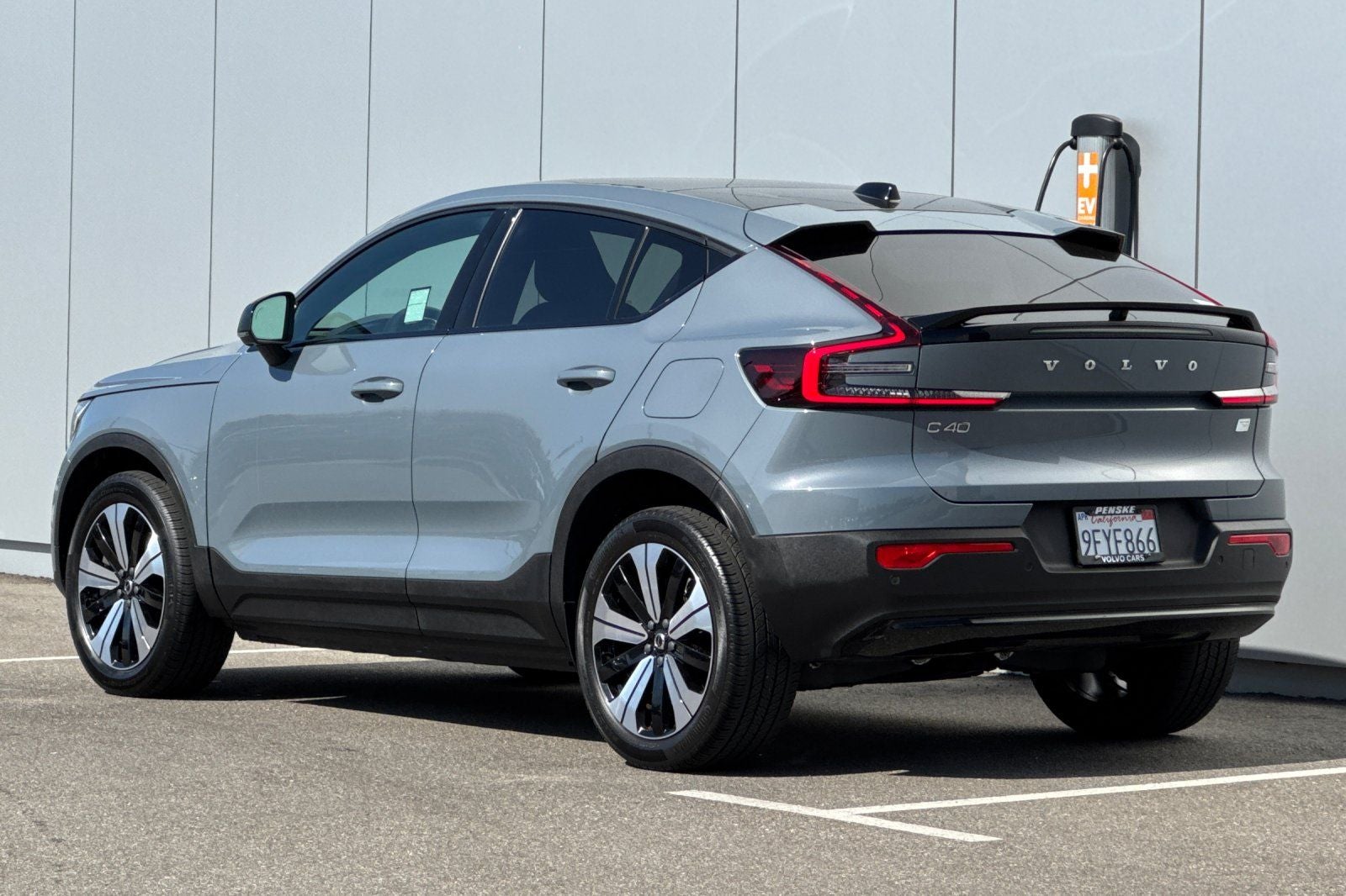 2023 Volvo C40 Recharge Pure Electric Twin Plus
