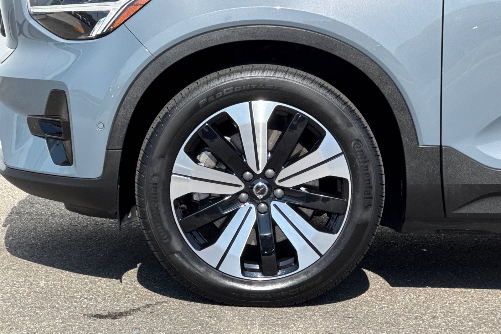 2023 Volvo C40 Recharge Pure Electric Twin Plus