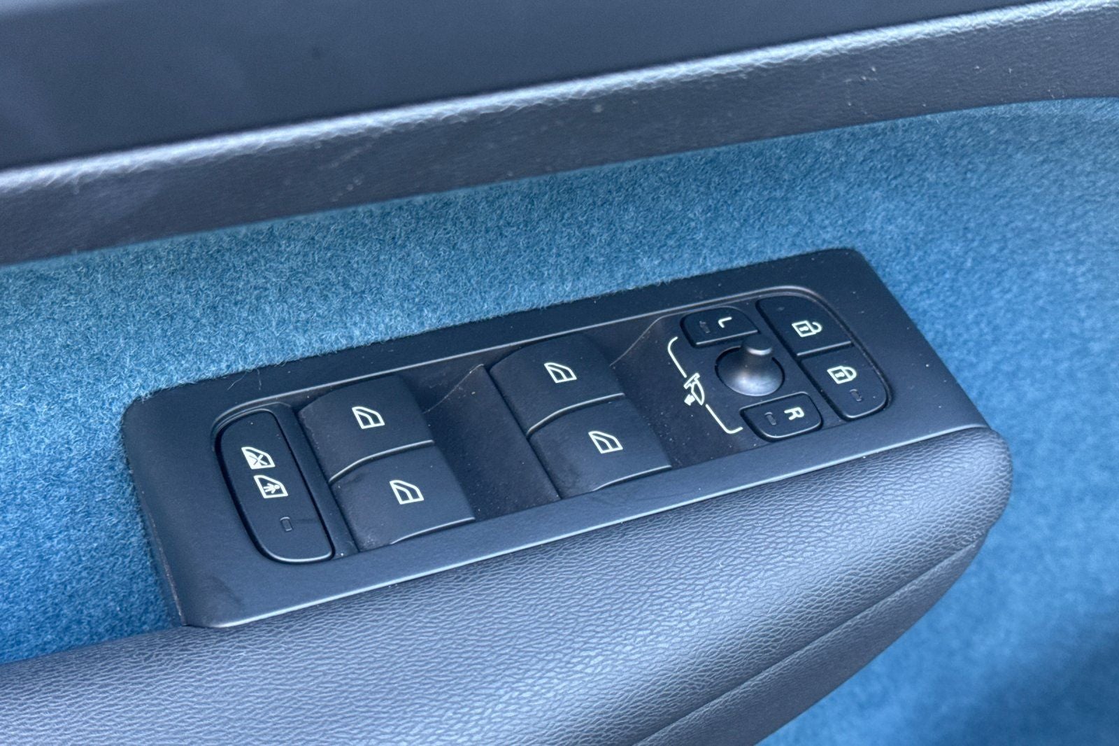 2023 Volvo C40 Recharge Pure Electric Ultimate