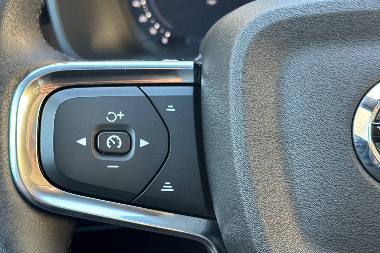 2023 Volvo C40 Recharge Pure Electric Ultimate