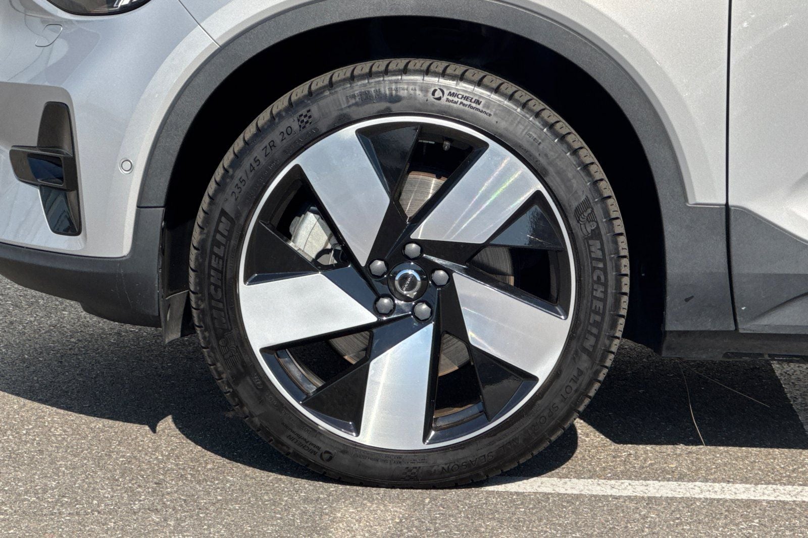 2023 Volvo C40 Recharge Pure Electric Ultimate