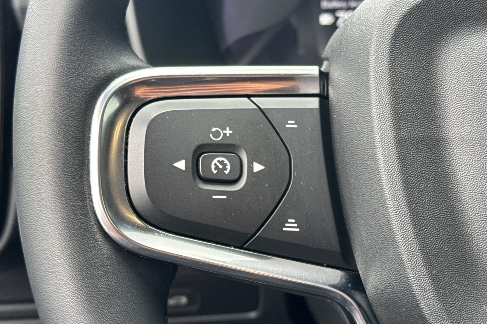 2023 Volvo C40 Recharge Pure Electric Ultimate