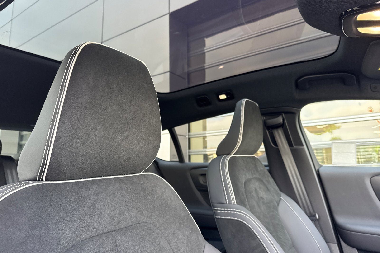 2023 Volvo C40 Recharge Pure Electric Ultimate