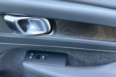 2023 Volvo XC40 Recharge Pure Electric Twin Plus