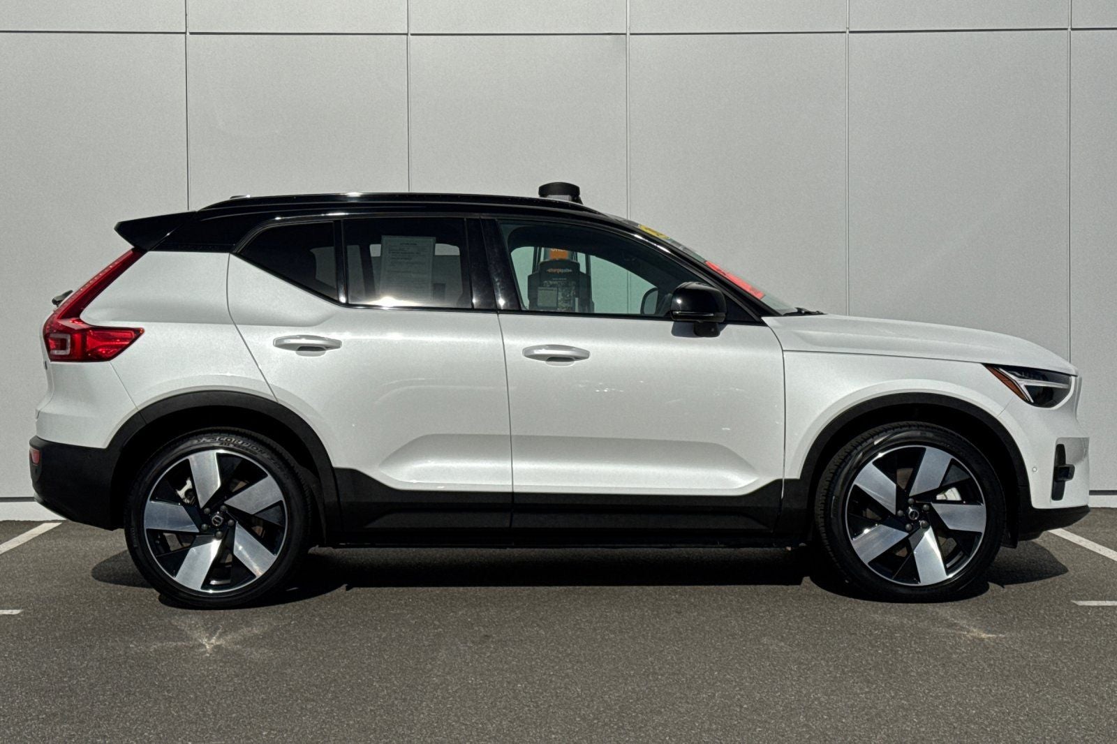 2023 Volvo XC40 Recharge Pure Electric Twin Plus