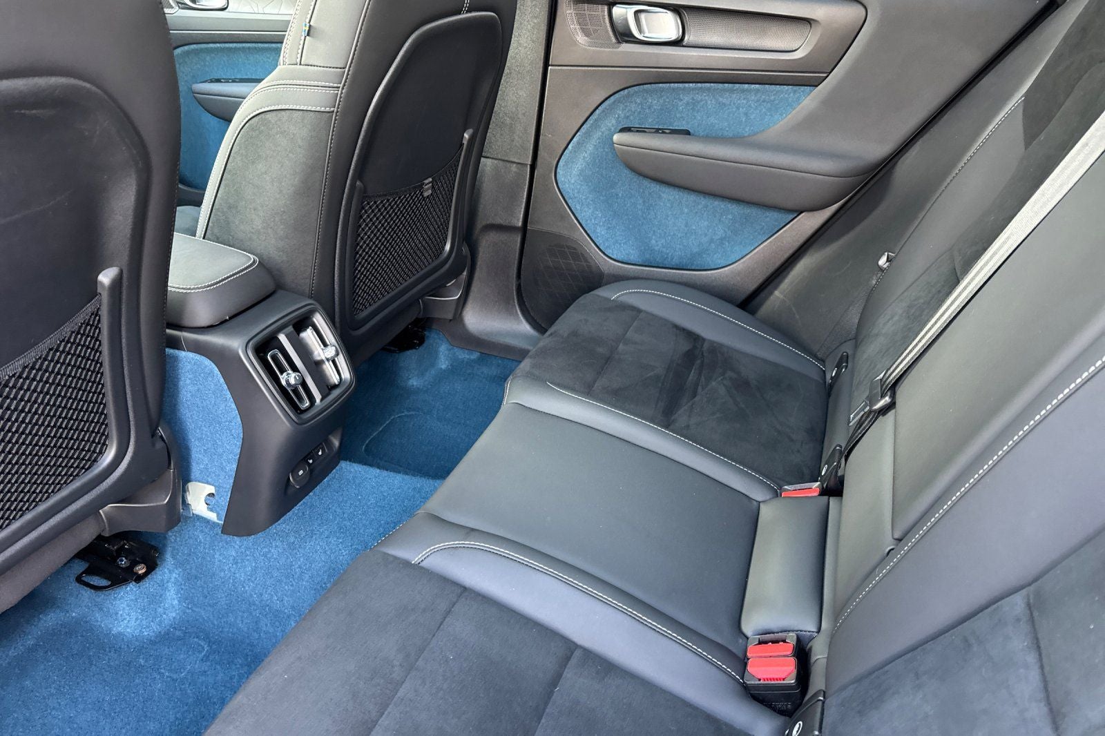 2023 Volvo XC40 Recharge Pure Electric Ultimate