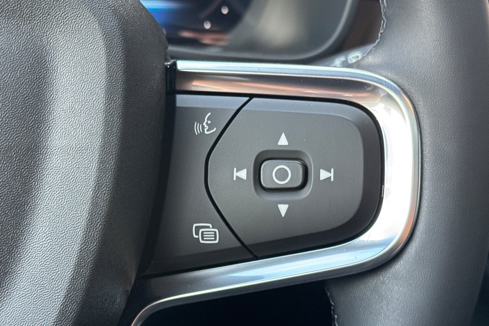 2023 Volvo XC40 Recharge Pure Electric Ultimate