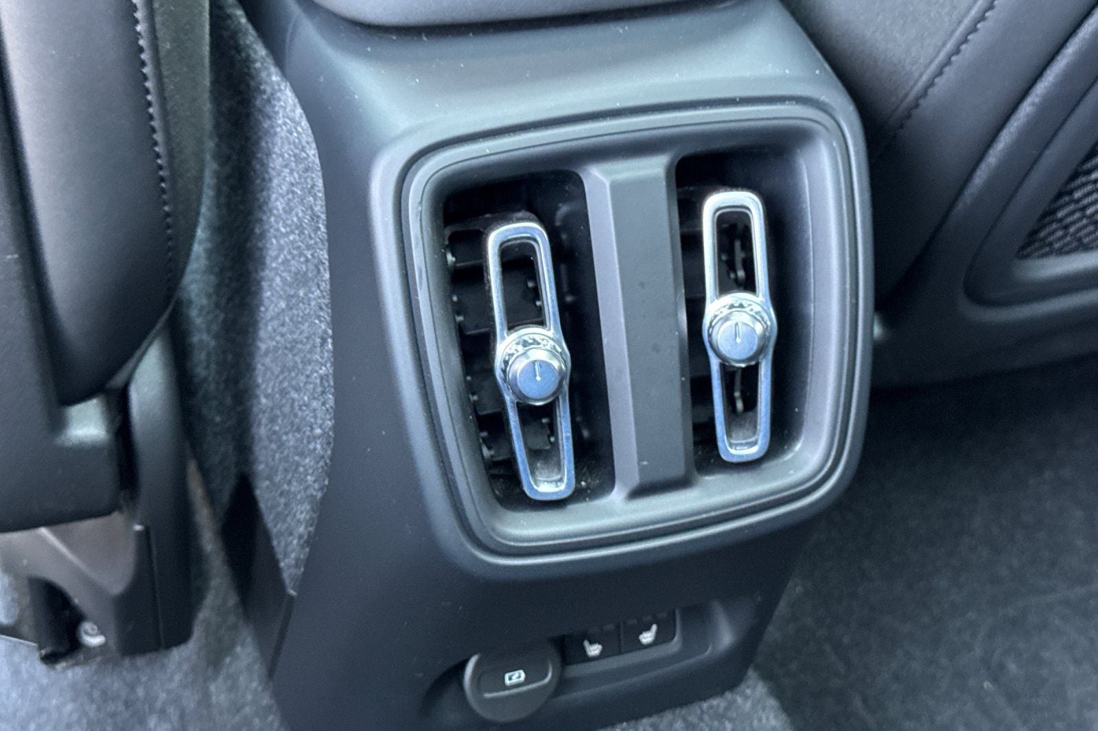 2023 Volvo XC40 Recharge Pure Electric Ultimate