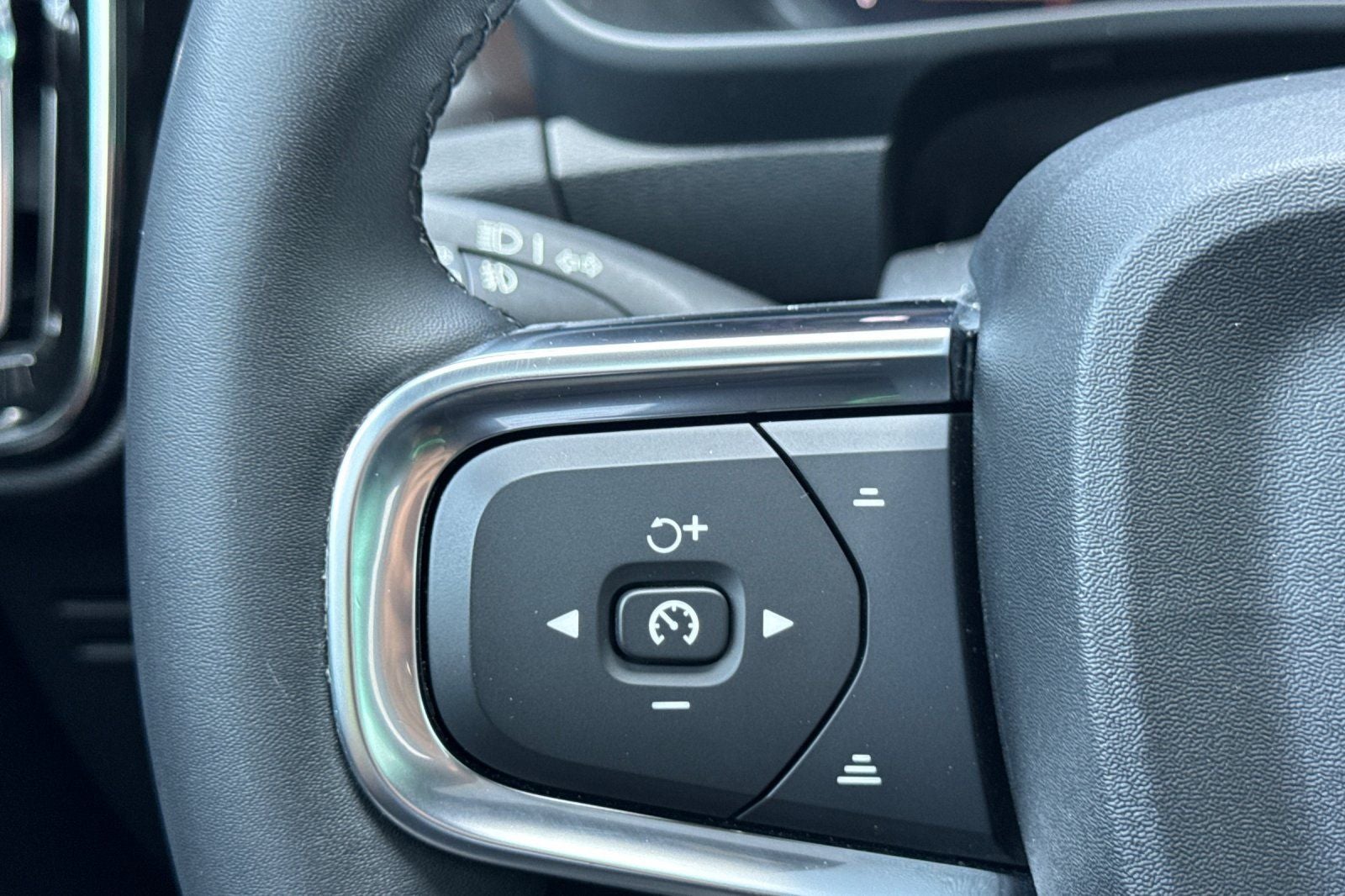 2023 Volvo XC40 Recharge Pure Electric Ultimate