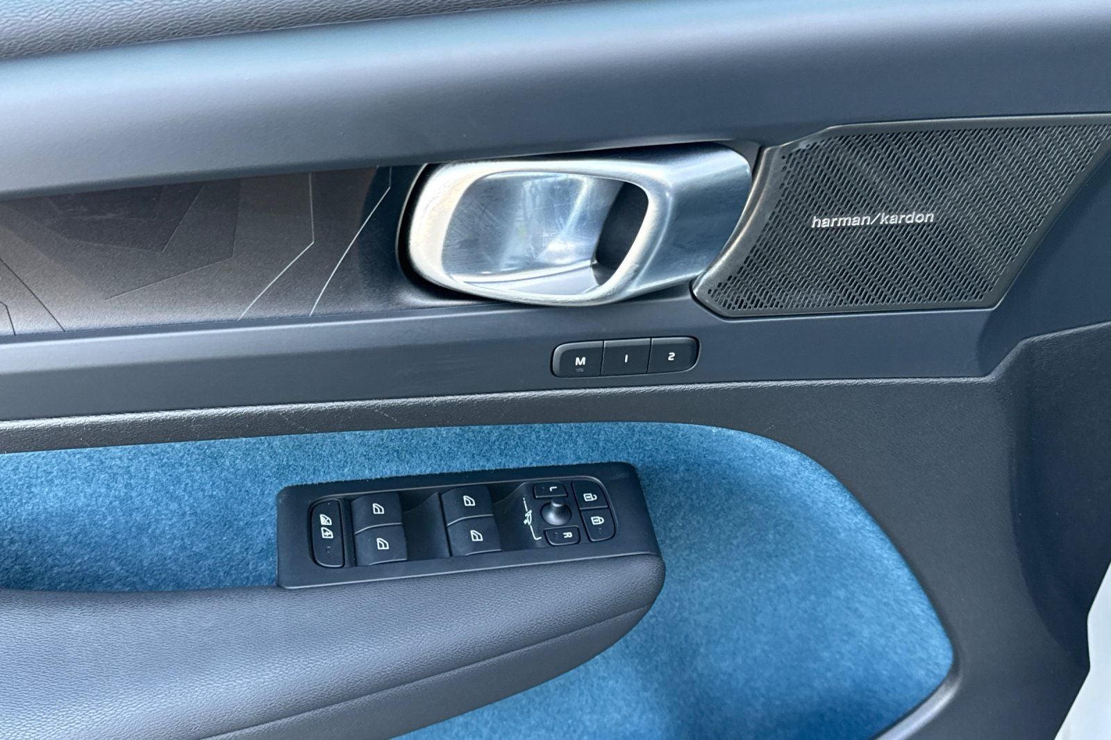 2023 Volvo XC40 Recharge Pure Electric Ultimate