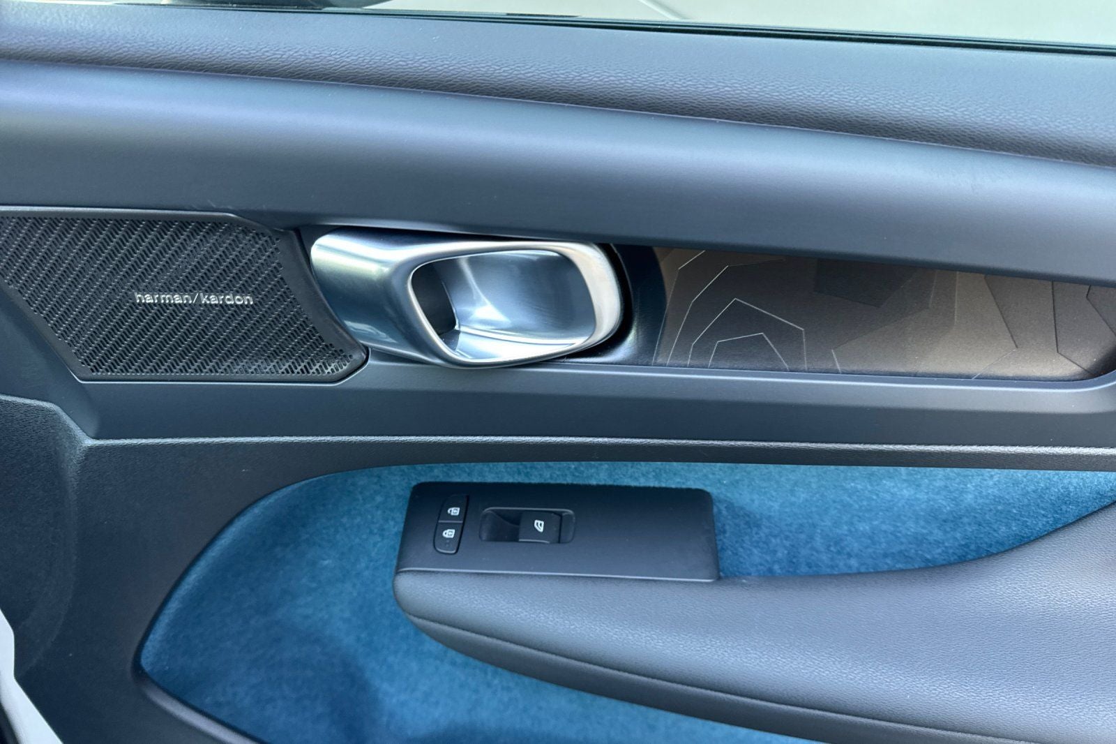 2023 Volvo XC40 Recharge Pure Electric Ultimate