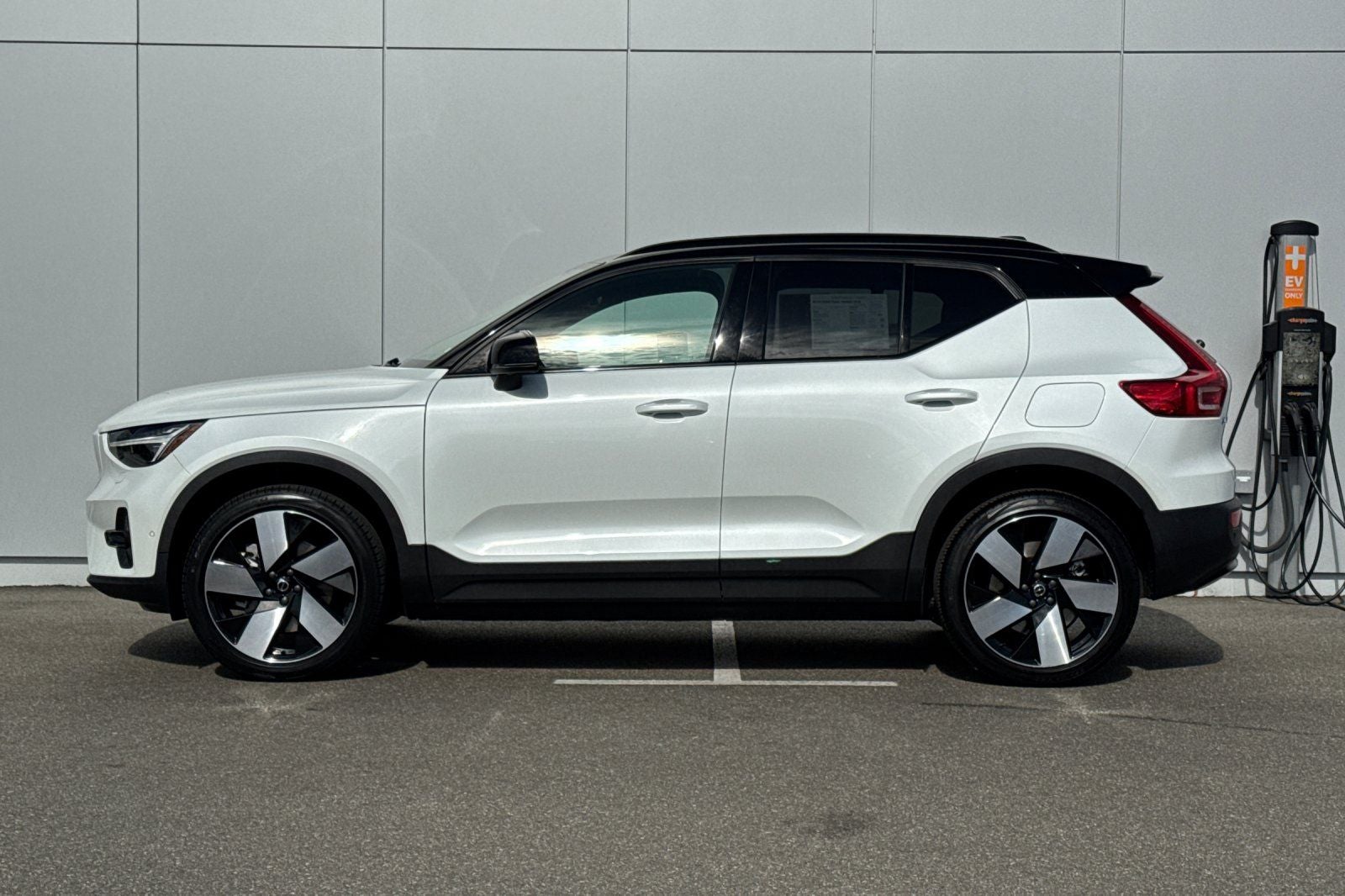 2023 Volvo XC40 Recharge Pure Electric Ultimate