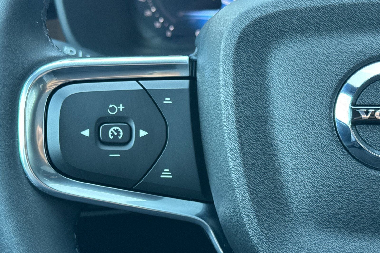 2023 Volvo XC40 Recharge Pure Electric Ultimate
