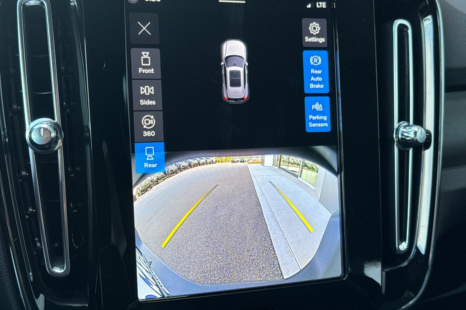 2023 Volvo XC40 Recharge Pure Electric Ultimate