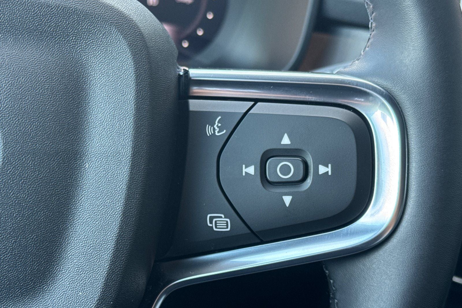 2023 Volvo XC40 Recharge Pure Electric Ultimate