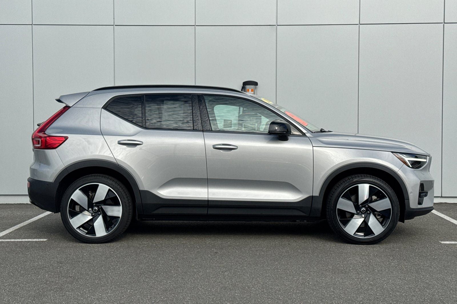 2023 Volvo XC40 Recharge Pure Electric Ultimate