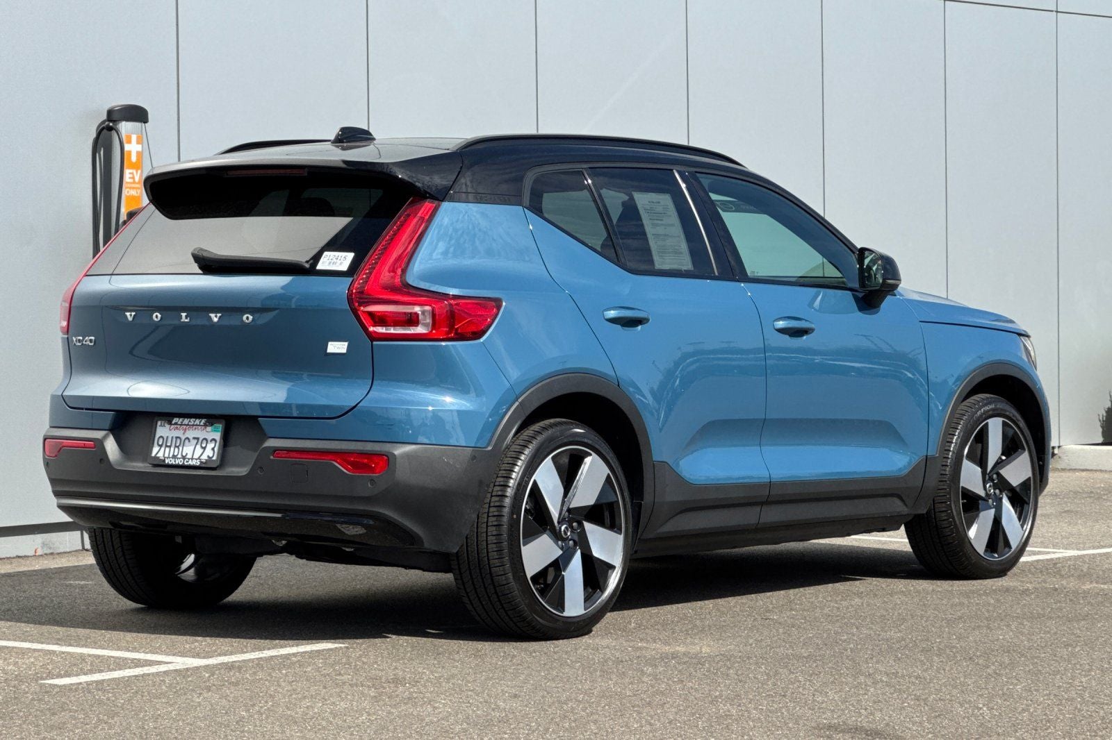 2023 Volvo XC40 Recharge Pure Electric Ultimate