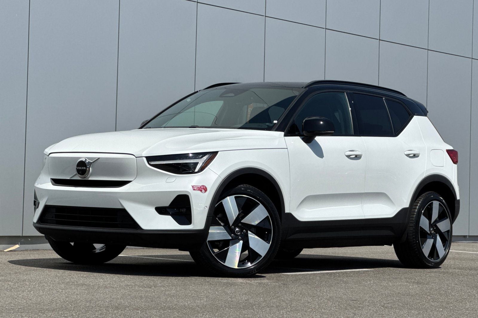 2023 Volvo XC40 Recharge Pure Electric Ultimate