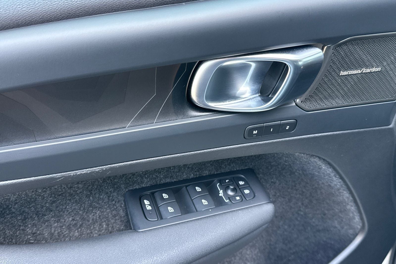 2023 Volvo XC40 Recharge Pure Electric Ultimate