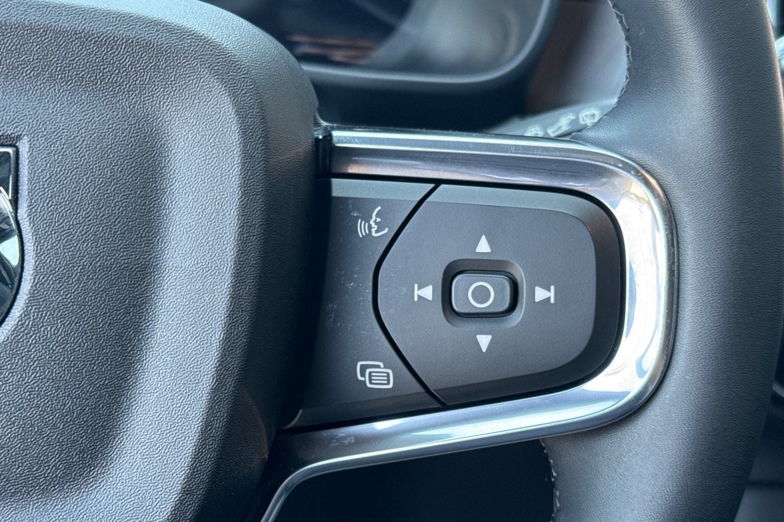 2023 Volvo XC40 Recharge Pure Electric Ultimate