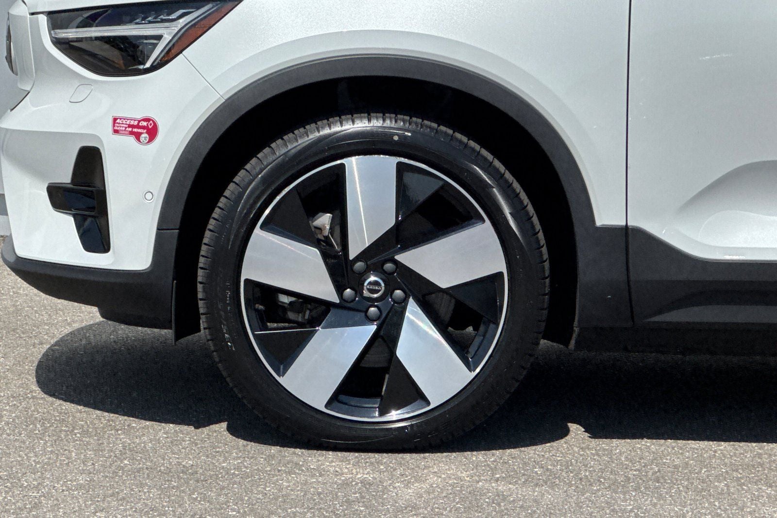 2023 Volvo XC40 Recharge Pure Electric Ultimate