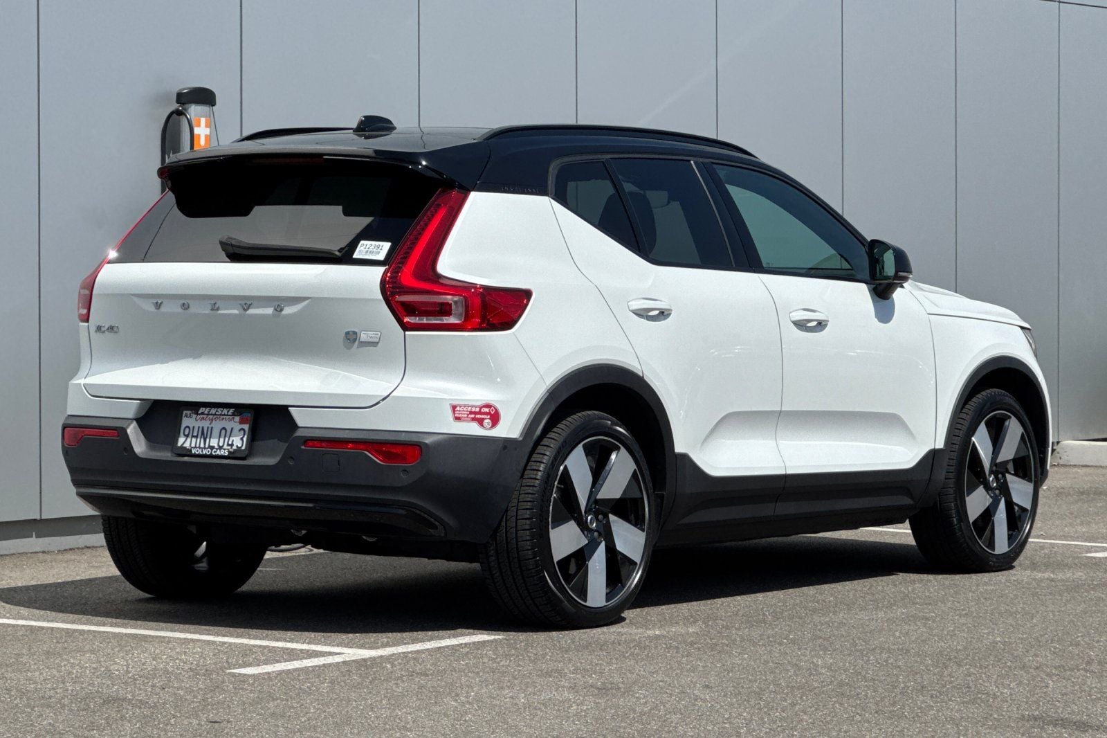 2023 Volvo XC40 Recharge Pure Electric Ultimate