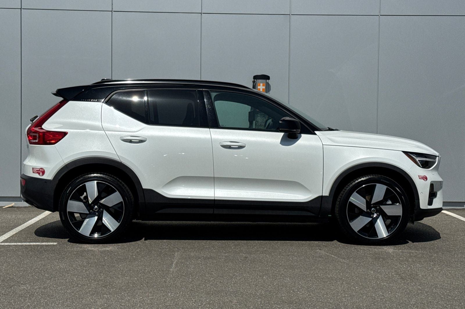 2023 Volvo XC40 Recharge Pure Electric Ultimate