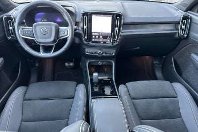 2023 Volvo XC40 Recharge Pure Electric Twin Plus
