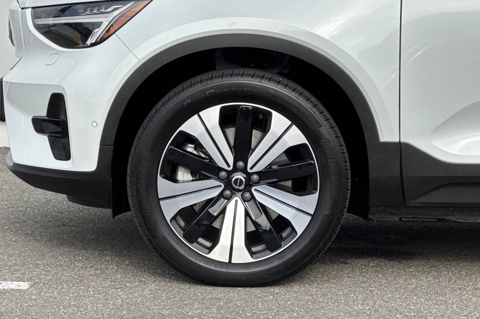 2023 Volvo XC40 Recharge Pure Electric Twin Plus